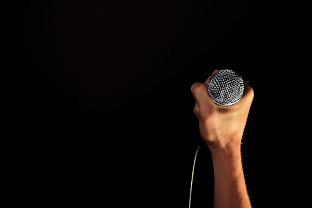 恒语梨花声音教育：口齿利落发声法则